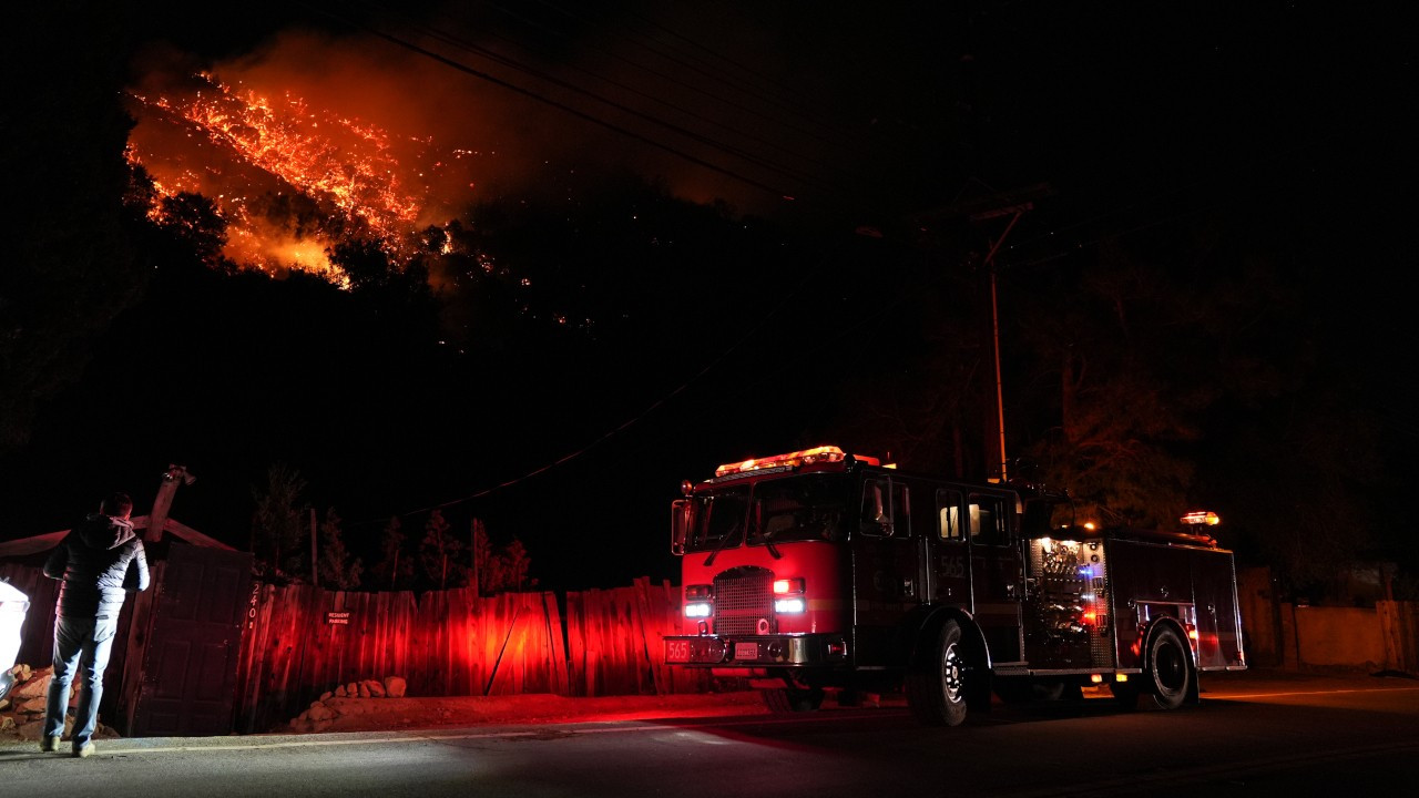 Los Angeles’ın 2 bölgesinde sokağa çıkma yasağı ilan edildi